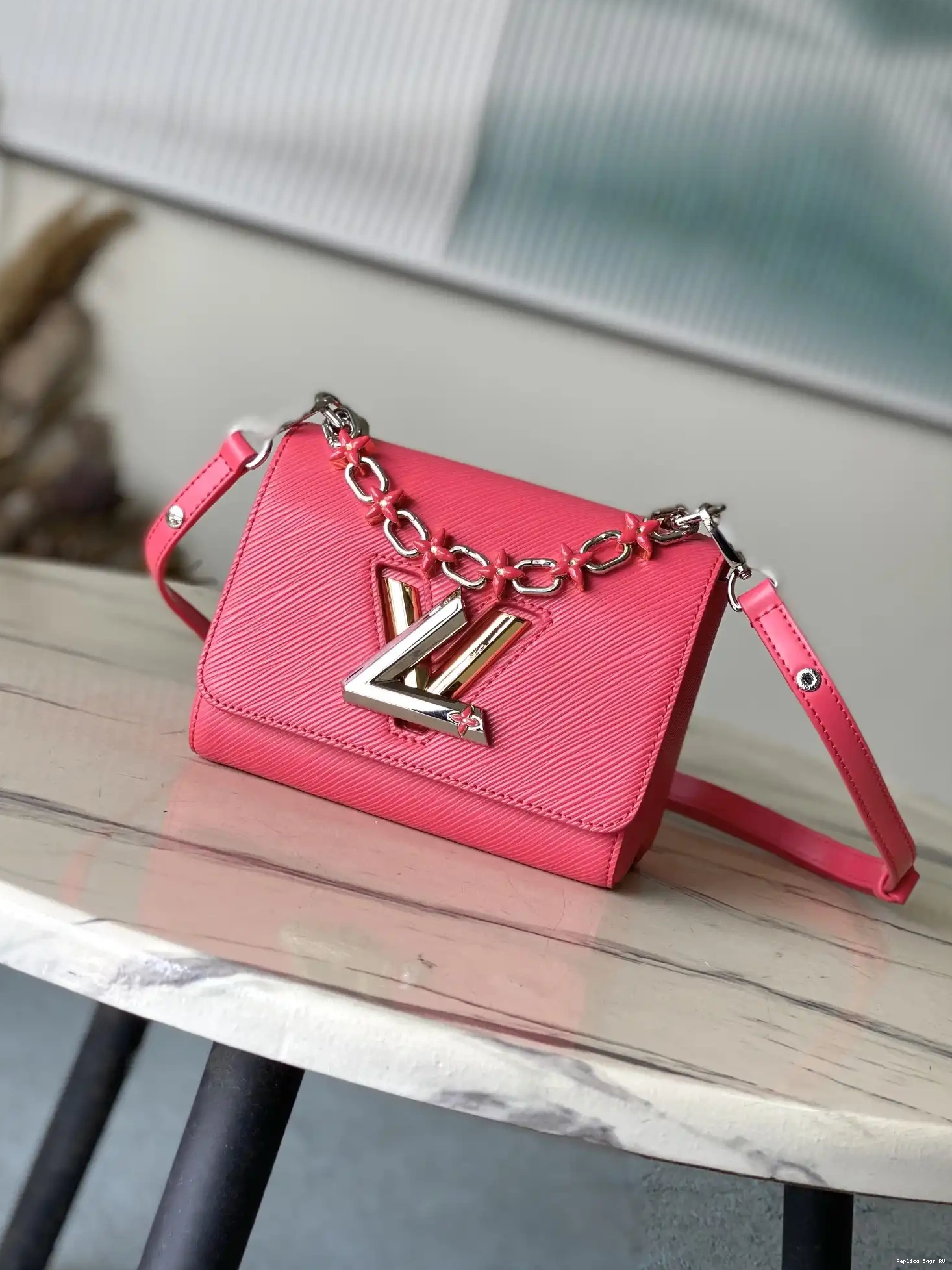 Cheap LOUIS PM-19*15*9CM VUITTON TWIST 0517